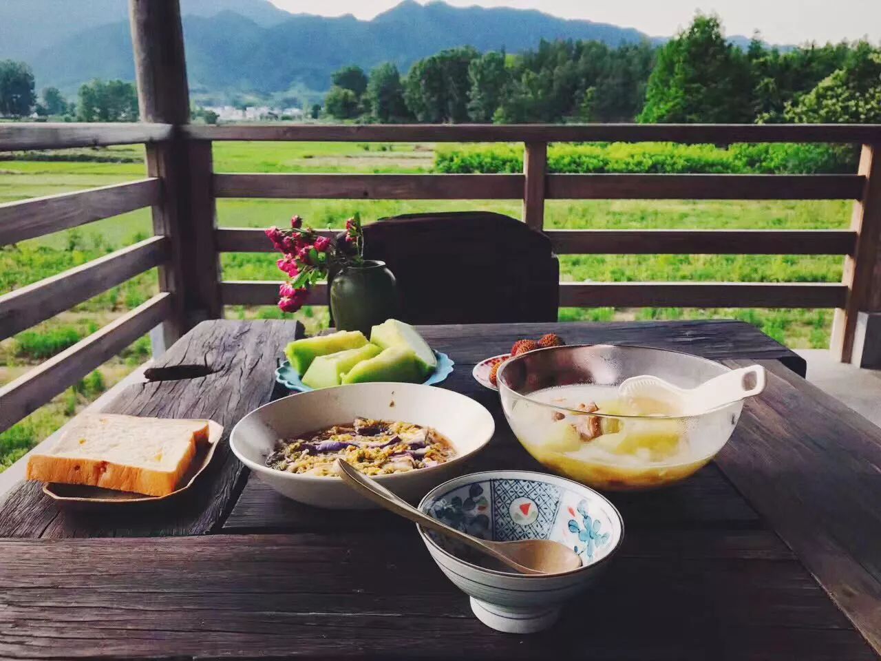 黃山·東田別野，日出而作日落而息的時光野