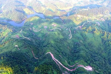 大來山樹屋民宿，喚醒古老村莊留住青山綠水