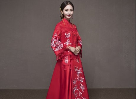 蝶戀花蘇繡新娘結(jié)婚禮服，唯美大氣中式禮服