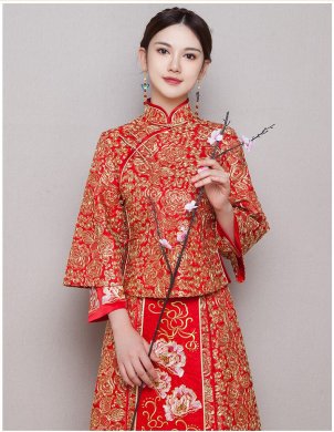 中式紅色新娘結(jié)婚禮服，唯美秀禾中式禮服