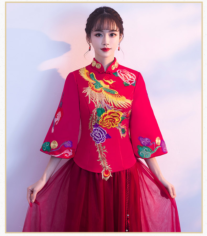 古典韻味中式禮服，鳳凰刺繡新娘結(jié)婚禮服